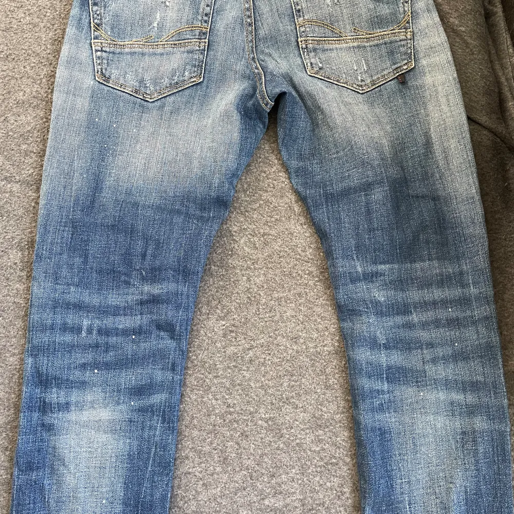 Riktigt feta, sparsamt använda, tyvär för små för mig  Storlek: 28 30 . Jeans & Byxor.