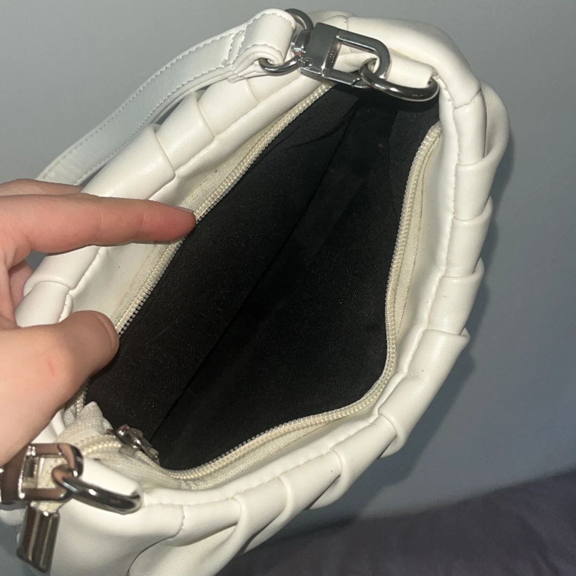 Vit handväska - 90