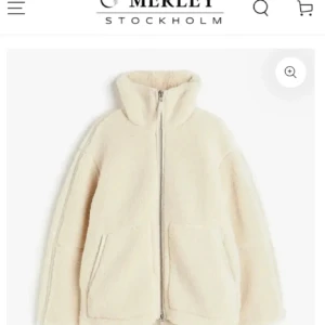 Teddy jacka - Säljer denna populära skit snygga teddyjackan då den ej kommer till användning💓