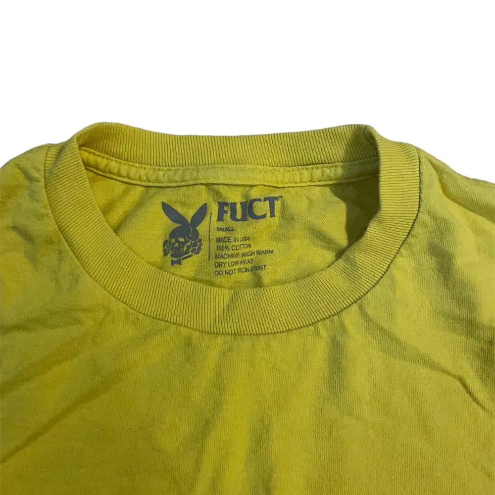 Säljer denna feta Fuct Excell T shirt i storlek S inga defekter eller fläckar  Skriv gärna om ni har ytterligare frågor🥸🥸. T-shirts.
