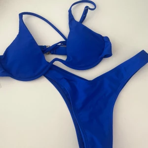 Bikini  - Använt Max 1 gång och säljs då de aldrig används eller kommer göra. 💙