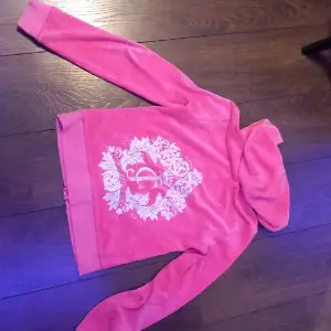 Juicy couture tröja som e rosa annvänt få gånger