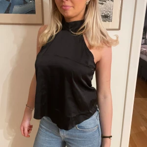 Linne - Superfin fetstopp som är i superskönt material!!! Aldrig använd bara testat på bilden❤️❤️