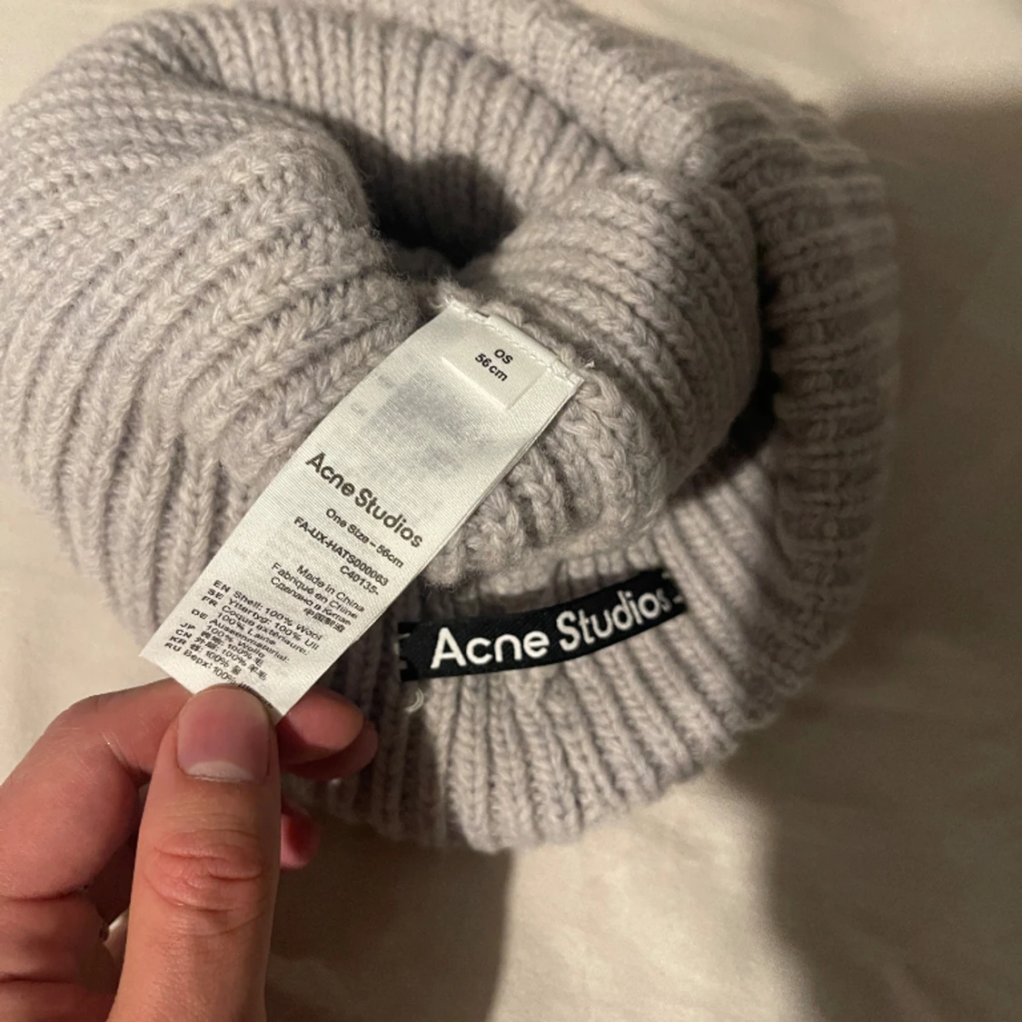 Acne mössa grå - 90