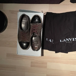 Läänvins - Stl-43 Välanvända men har mer kvar att ge. Box och dustbag ingår självfallet. För mer bilder är det bara att skriva 