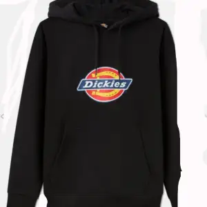 Säljer en Dickies hoodie som ej kommer till någon användning Original pris:700kr