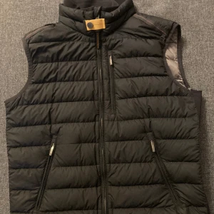Parajumper väst - Inte så varm men snygg, storlek S