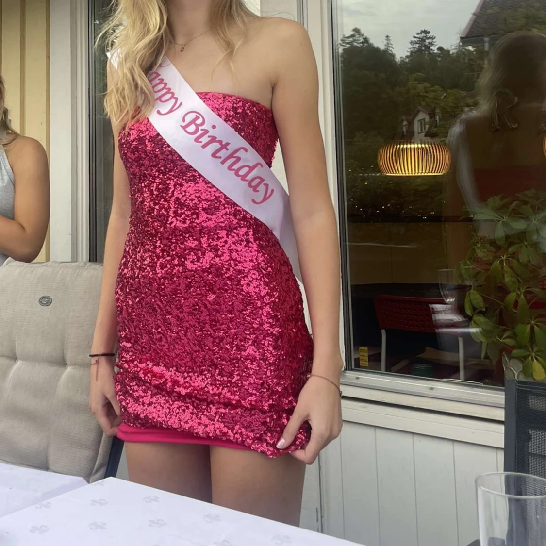 Mini paljettklänning - 90