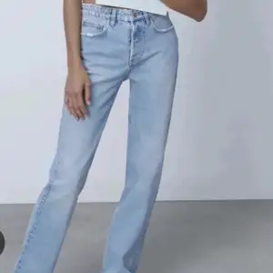Straight midwaist jeans från zara🩷