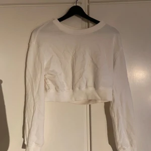 Vit långärmad tröja - Bra skick 