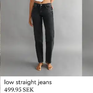 Säljer dessa jeans från Gina tricot. Storlek 32 men passar även 34. Fint skick . Säljs för 450kr+frakt. Vid intresse är det bara att höra av sig 🌸