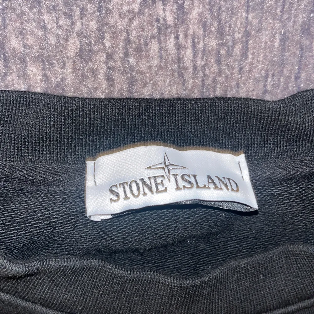 Hej säljer min stone island kofta 1:1 då jag inte använder den längre . Hoodies.