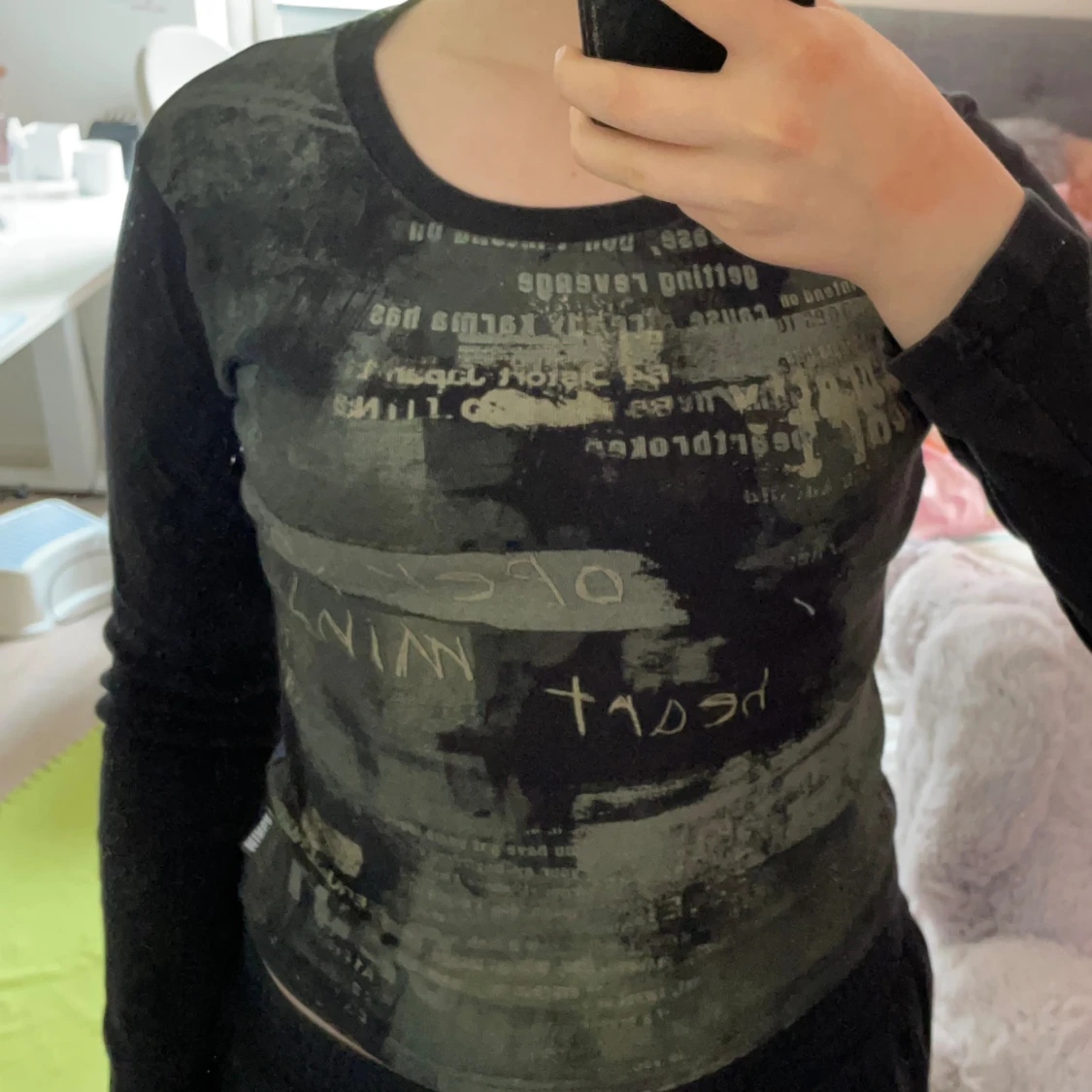 Lång ärmad ”grunge grathic topp”💕 - 91