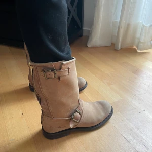 Primeboots strl37 - Primeboots strl37 i bra skick 