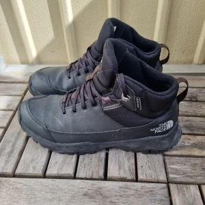 The North Face - North Face sko till salu.  -Använd flera gånger -Bra skick