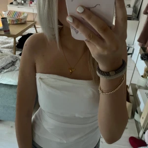 Festtopp - As snygg bandeau topp från zara!! 