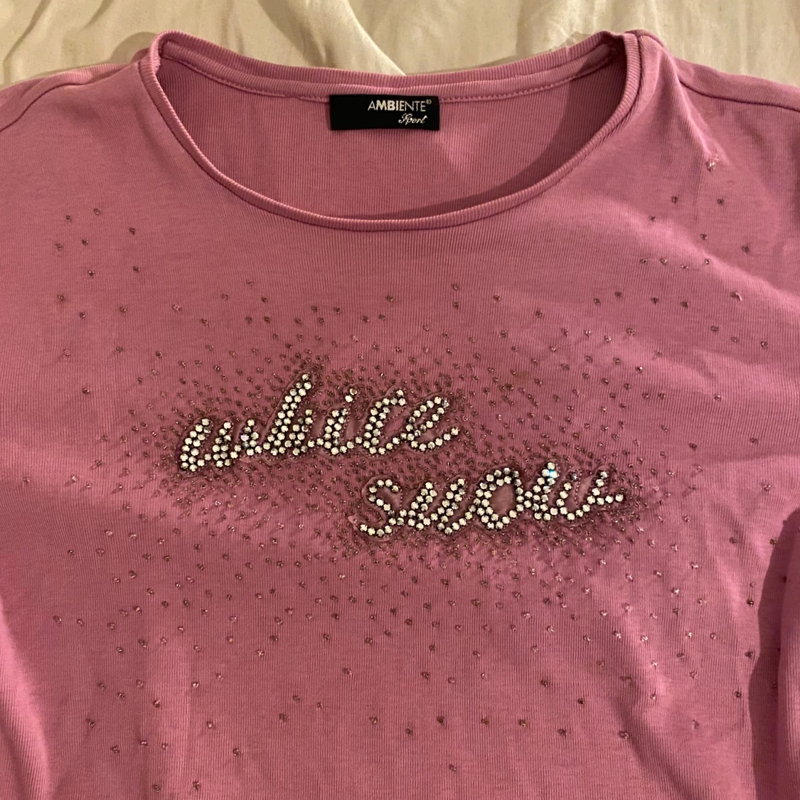 Långärmad tröja med rhinestones - 90