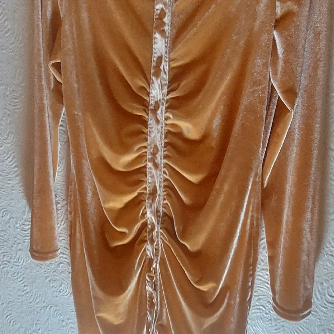 Glittrig orange klänning - medium - 91