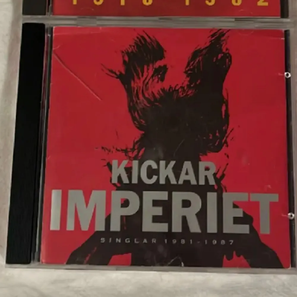 Imperiet CD - Orginal från 1990. 30kr. . Övrigt.