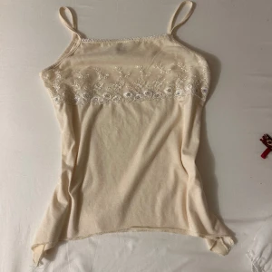 Vintage linne - Mönstrat linne jag köpt på plick, använt själv ett par gånger 