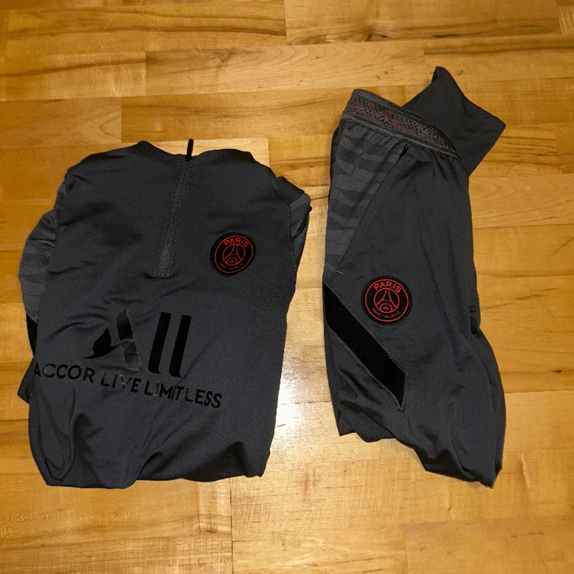 Psg Tracksuit Grå