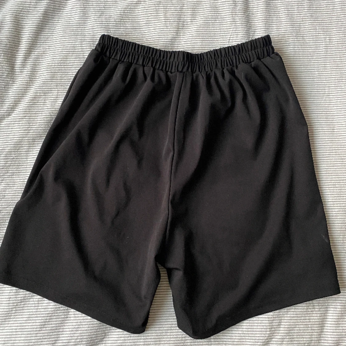 Svarta shorts - 90