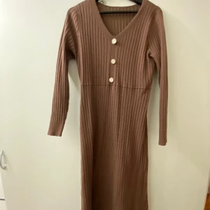 Midiklänning - Jättesöt miniklänning 