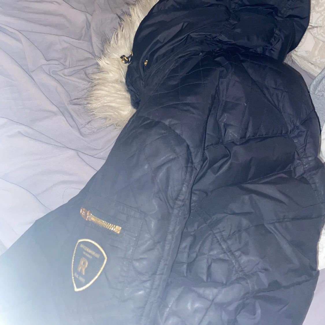 Rock and blue jacka  - 91