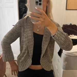 Söt kofta - Super söt kofta med korta ärmar