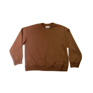 Oversize Sweater - Oversize tröja från Topman. Fint skick inga brister. Riktigt skön. Skriv om du har frågor!