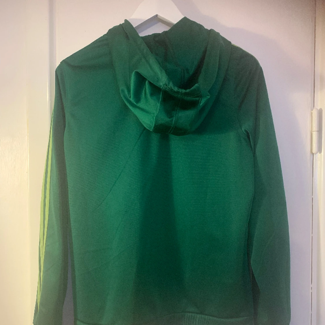 Adidasjacka med luva - 90