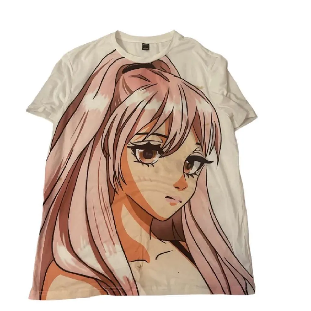 Anime snygg t-shir som är aldrig använt . T-shirts.