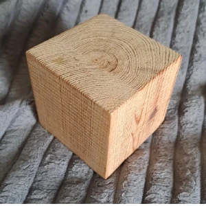 Kloss - Storlek: 6,5 cm. Pris är diskuterbart.  💖 För mer info skicka pm. Köparen står för frakten. Ansvarar inte för paketet under frakt. 