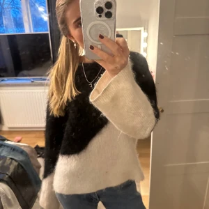 Stickad tröja - Intressekoll på denna super snygga stickade tröjan!!!