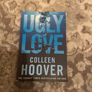 Ugly love boken som va viral på TikTok. (Engelsk text) Boken har inga defekter😊  Använd gärna köp nu.