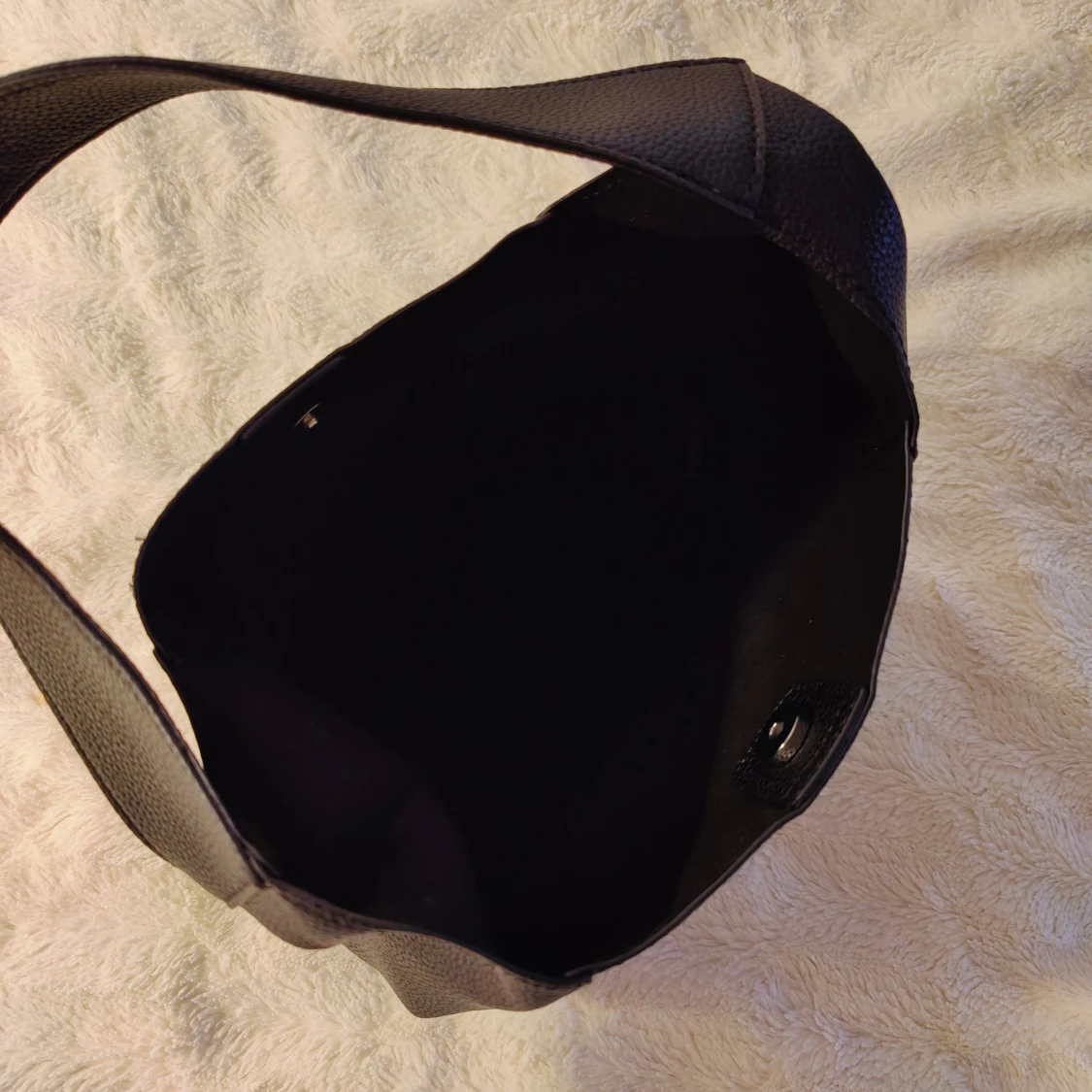 Svart väska - 90