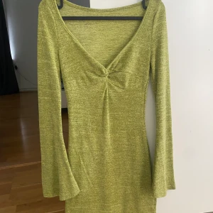 Söt klänning  - Bra skick supersöt nu inför sommaren