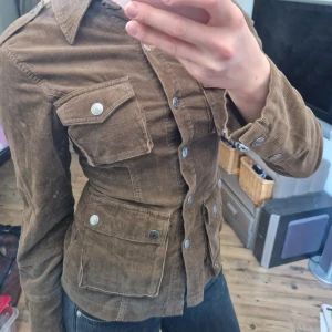 Jacka - Brun manchesterjacka/skjorta i storlek xs. 