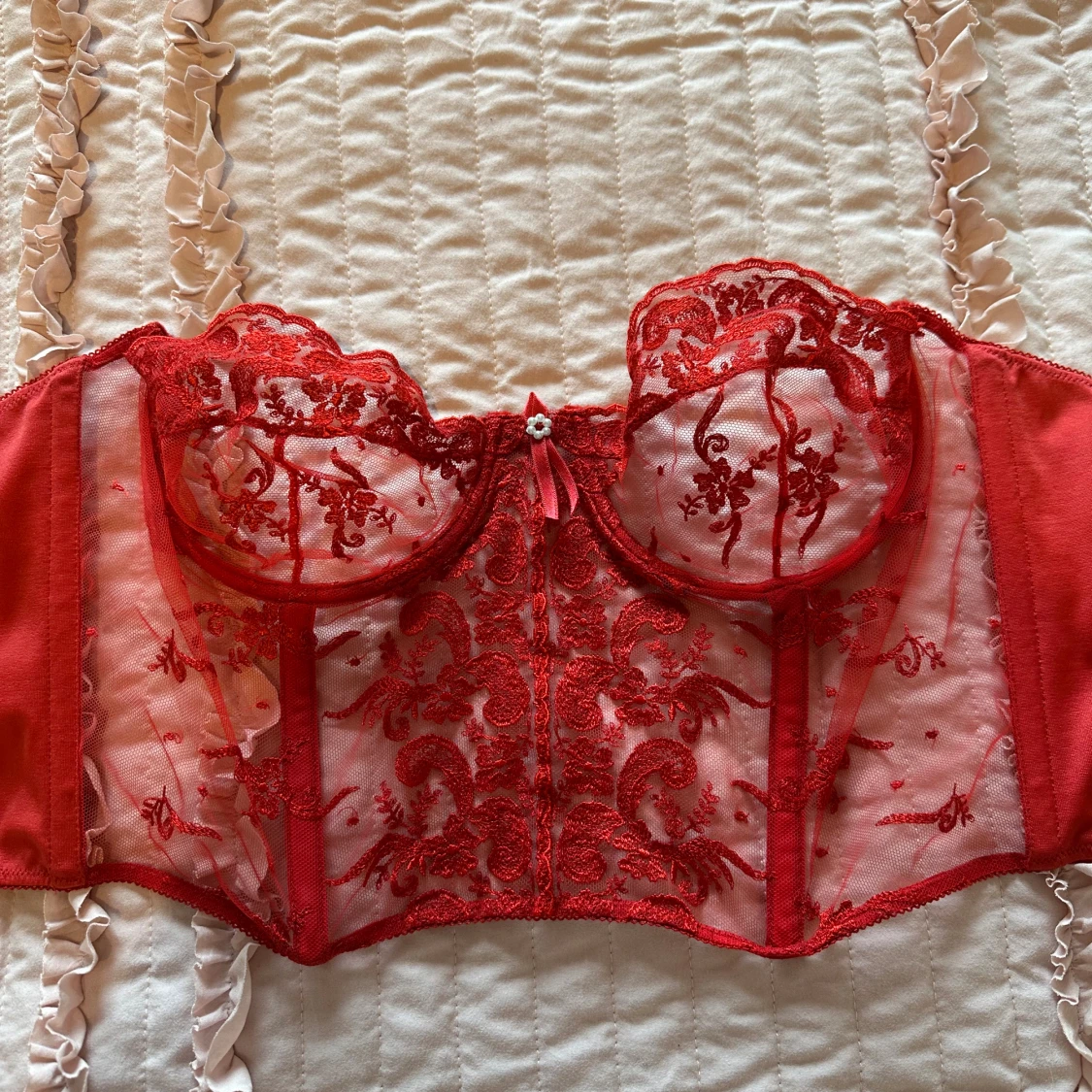 Röd korsett  - 90