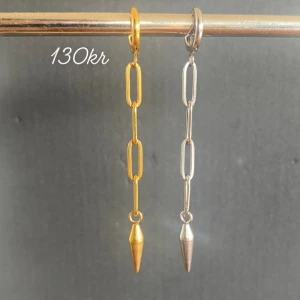 Örhängen  - Frakt 18kr ❤️