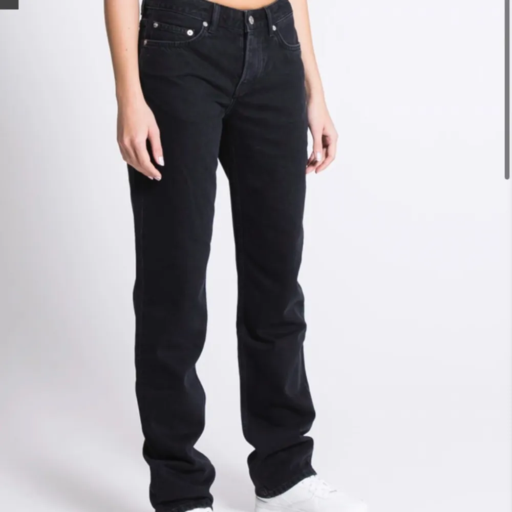 Raka lågmidjade jeans från lager 157, aldrig använda💓. Jeans & Byxor.