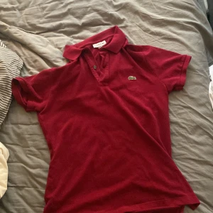 Slim fit Lacoste piké  - Helt nytt skick