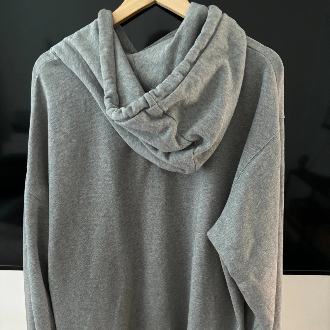 Acne studios oversized hoodie. Storlek L passar även Xl. 8/10 cond  - 91