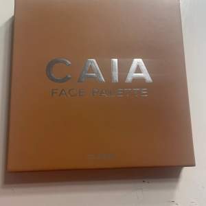 Caia face pallet i färgen classy. Endast testad. Nypris:445kr