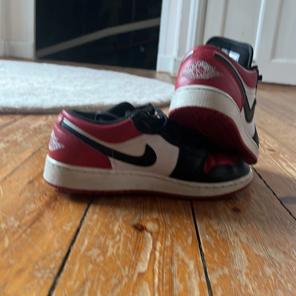Jordan lows röda - 90