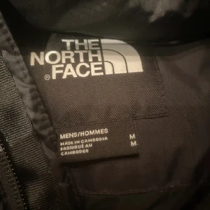 The North Face Jacka - 10/10 skick. Inga fläckar eller hål. 