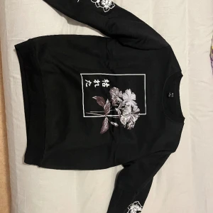 Sweatshirt  - Aldrig använd.