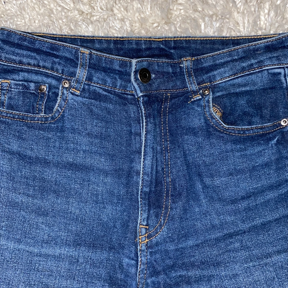 Mörkblå jeans  - 90