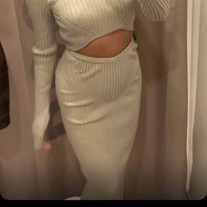 Sett från BERSHKA, skit snygg endast testad! - Pris för båda