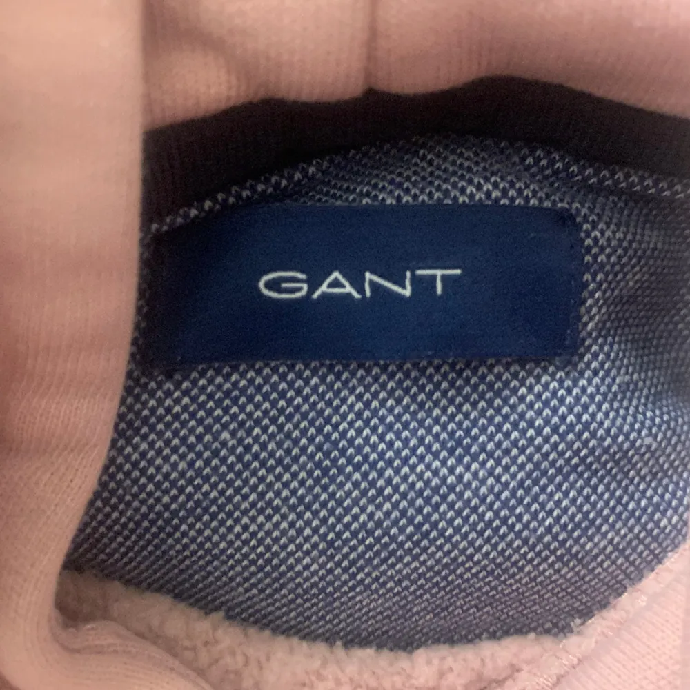 Gant hoodie, rosa!! Storlek 158/164. Aldrig använd! . Hoodies.